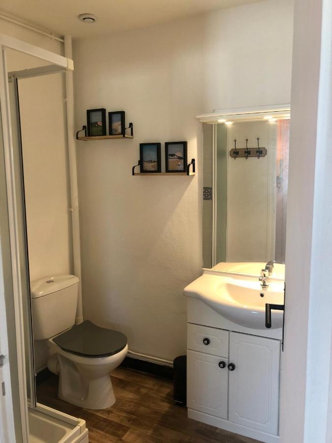 Port Homard Apartman Granville Kültér fotó