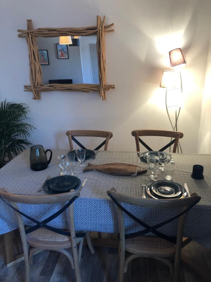 Port Homard Apartman Granville Kültér fotó
